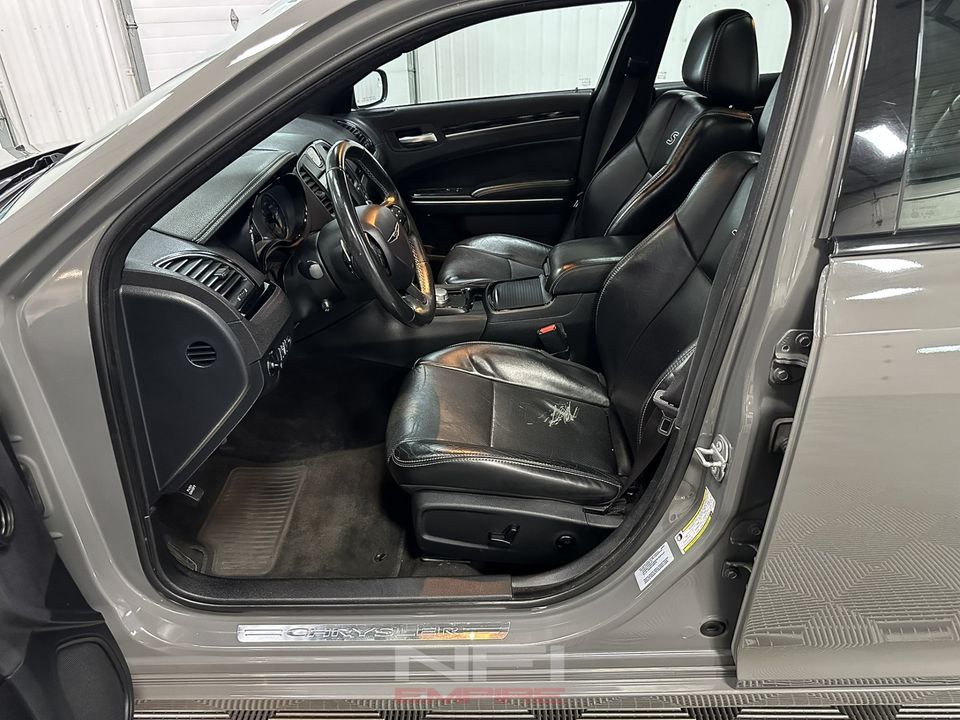 2018 Chrysler 300