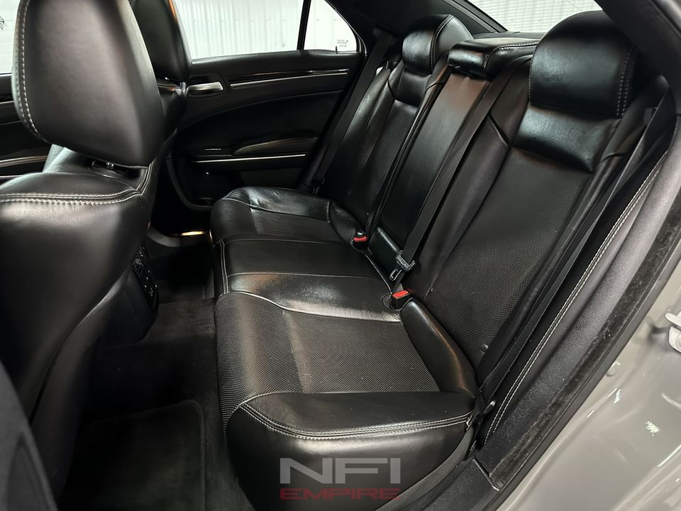 2018 Chrysler 300