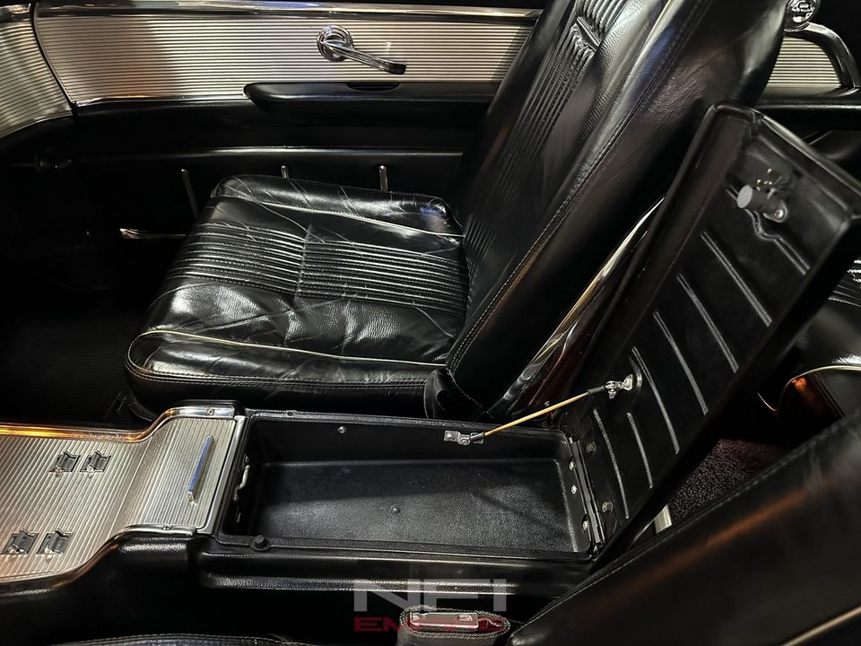 1963 Ford Thunderbird Landau 2D