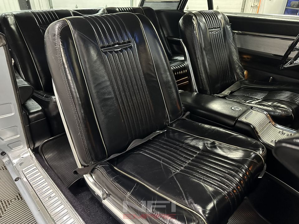 1963 Ford Thunderbird Landau 2D