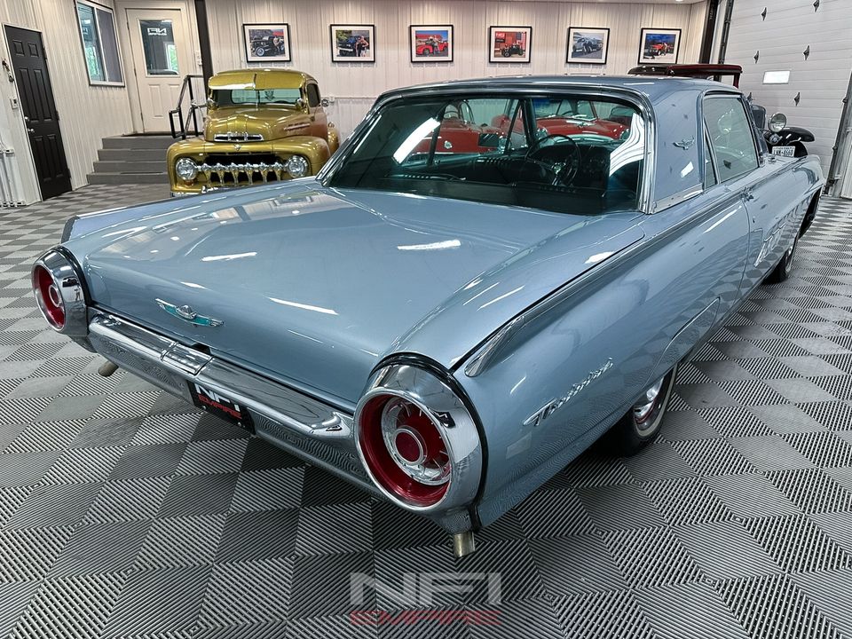 1963 Ford Thunderbird Landau 2D