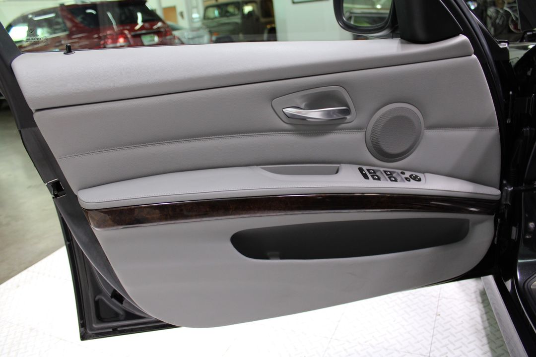2010 BMW 3 Series