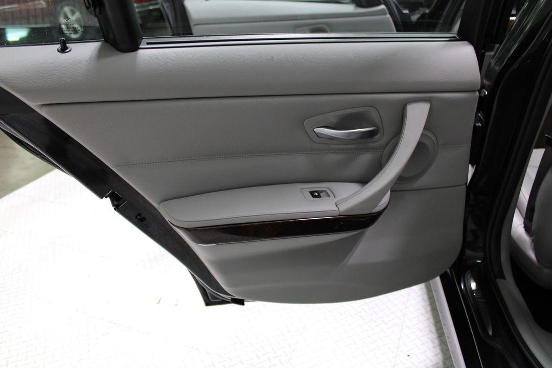 2010 BMW 3 Series