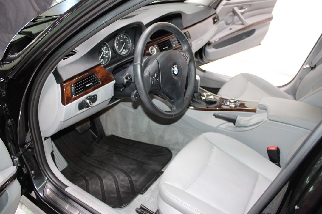 2010 BMW 3 Series