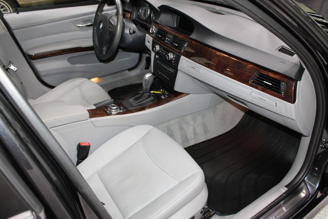 2010 BMW 3 Series
