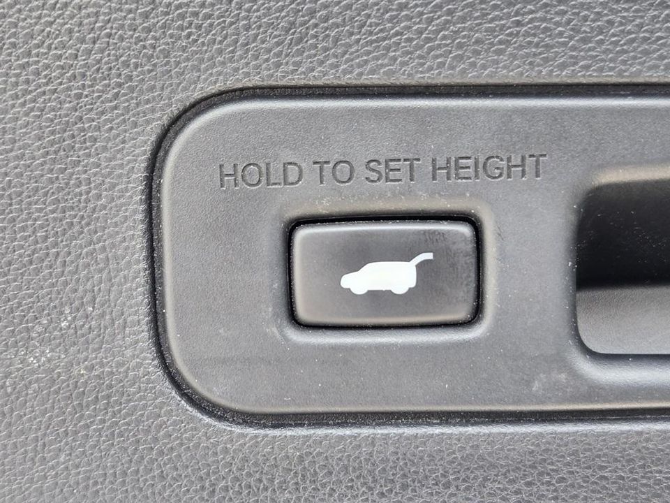 2022 Acura MDX