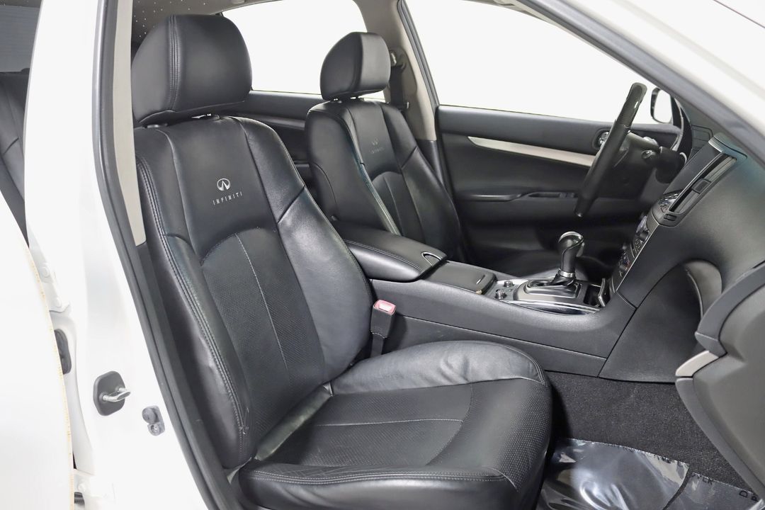2013 INFINITI G37 Sedan