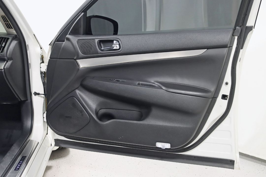 2013 INFINITI G37 Sedan