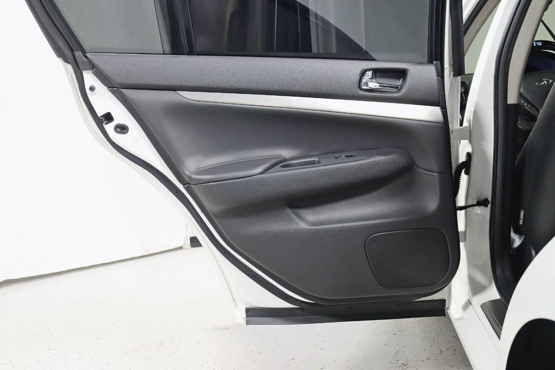 2013 INFINITI G37 Sedan
