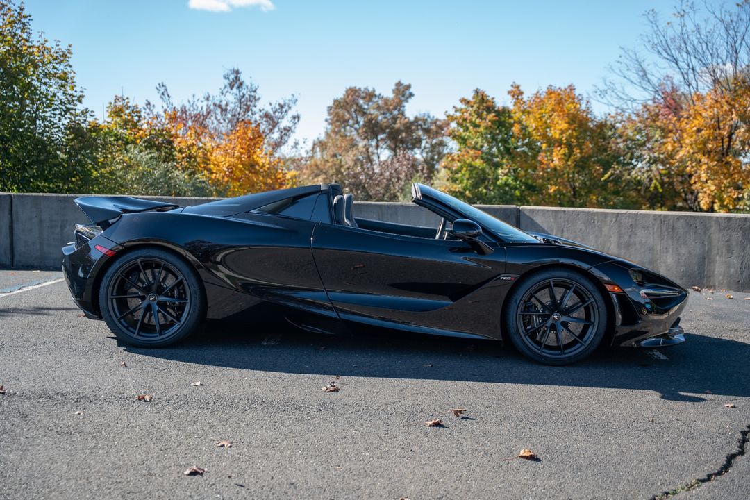 2022 McLaren 720S Spider