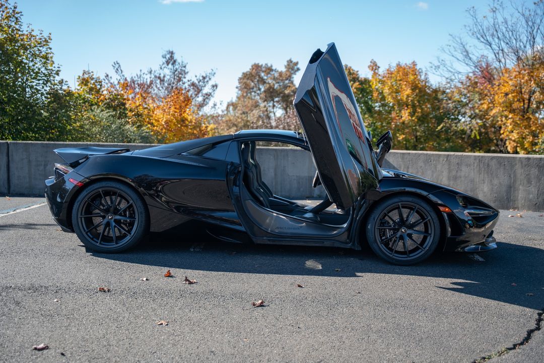 2022 McLaren 720S Spider