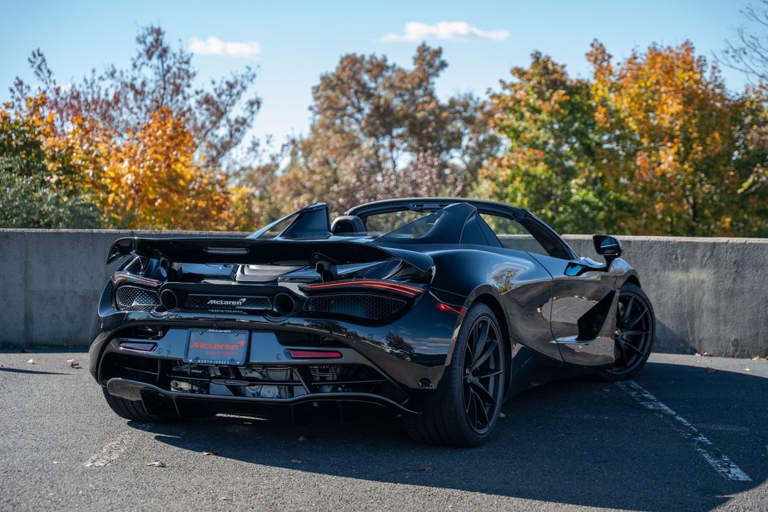2022 McLaren 720S Spider