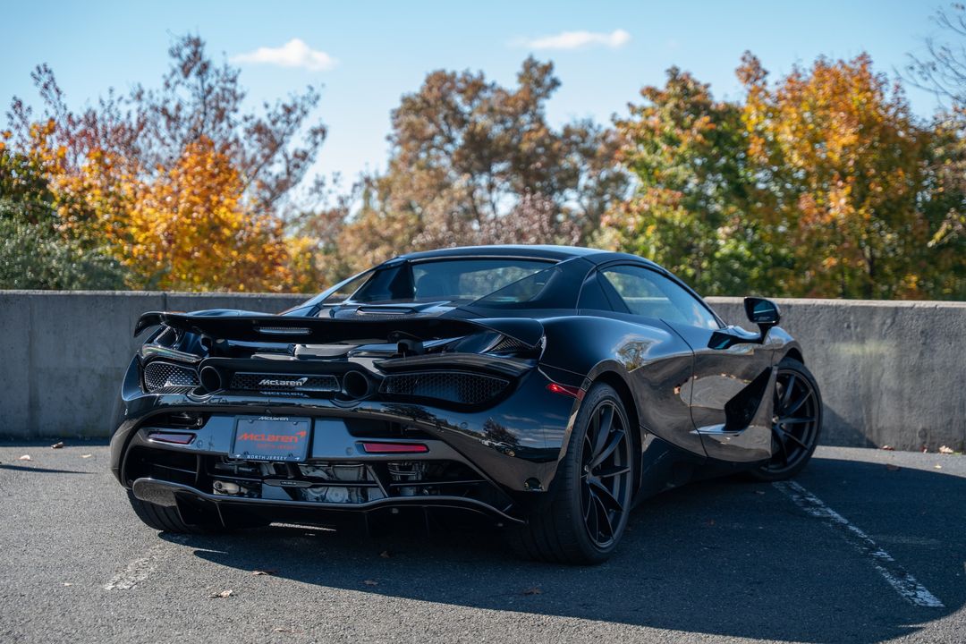 2022 McLaren 720S Spider
