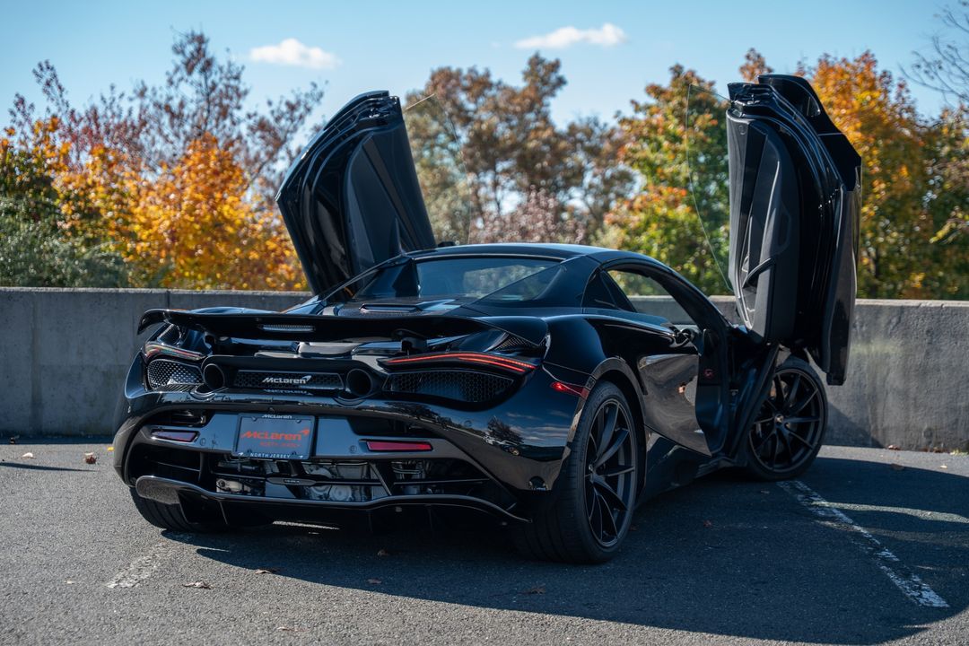 2022 McLaren 720S Spider