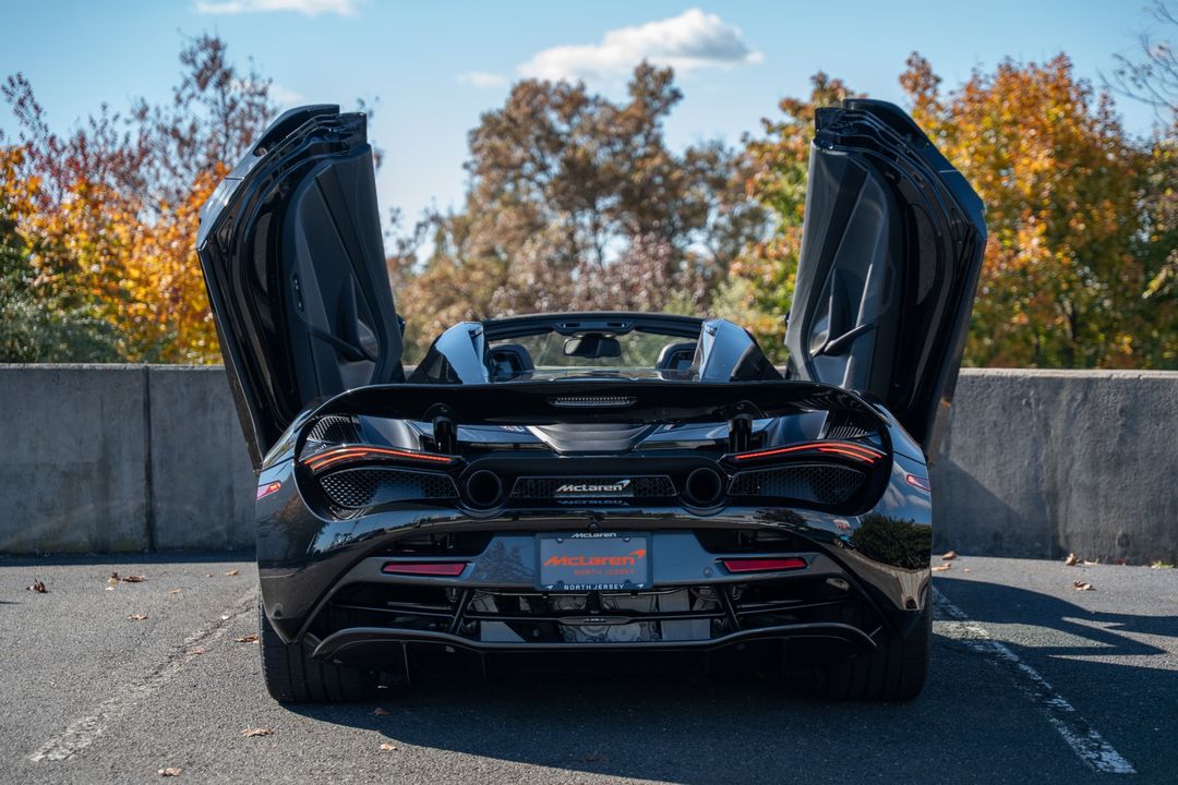 2022 McLaren 720S Spider