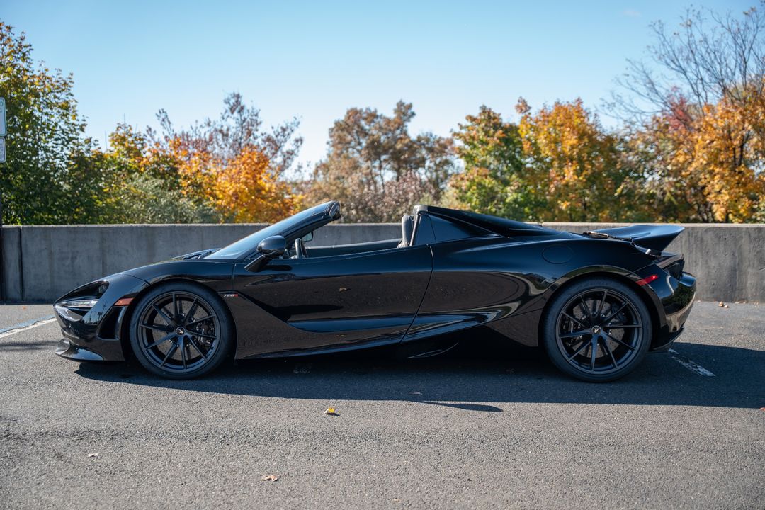 2022 McLaren 720S Spider