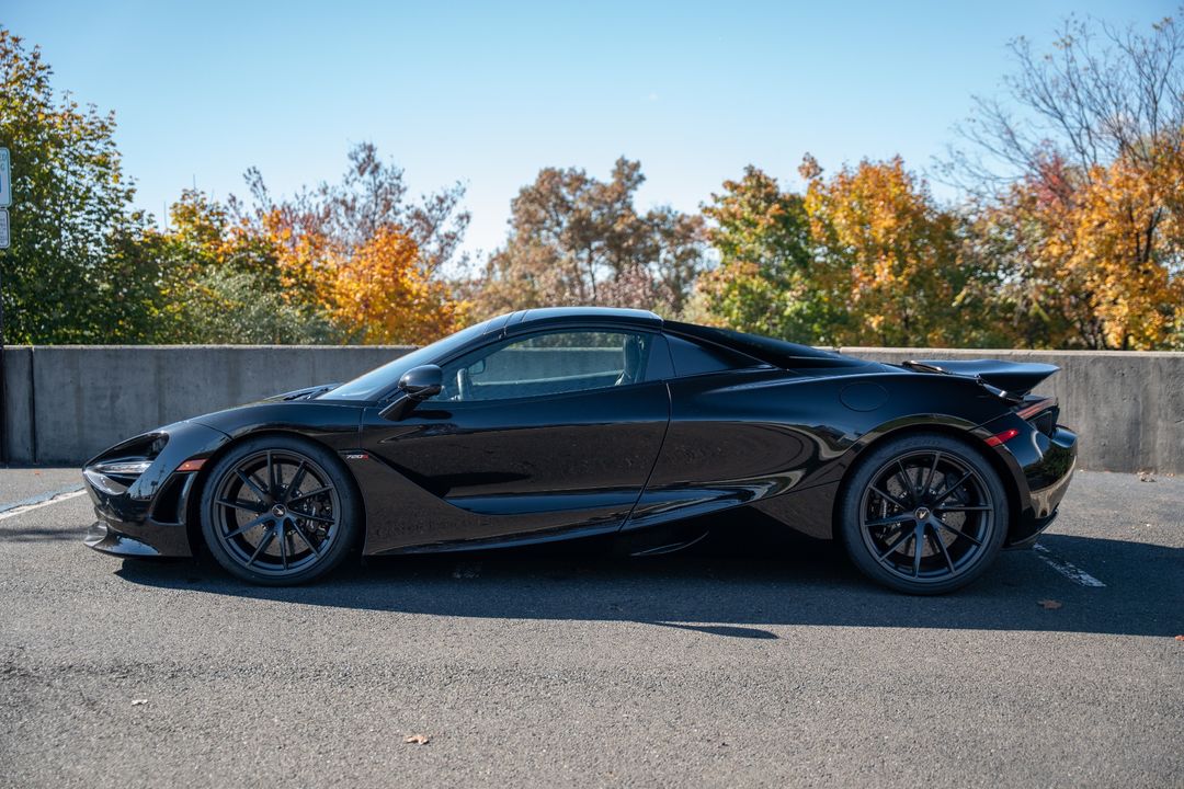 2022 McLaren 720S Spider