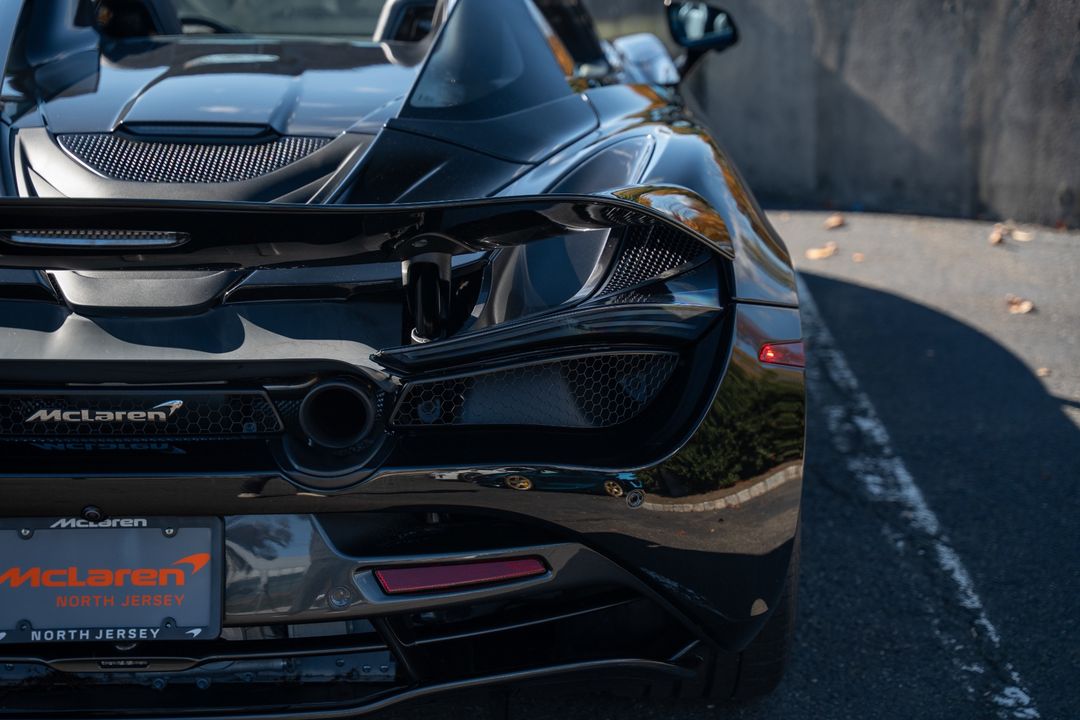 2022 McLaren 720S Spider