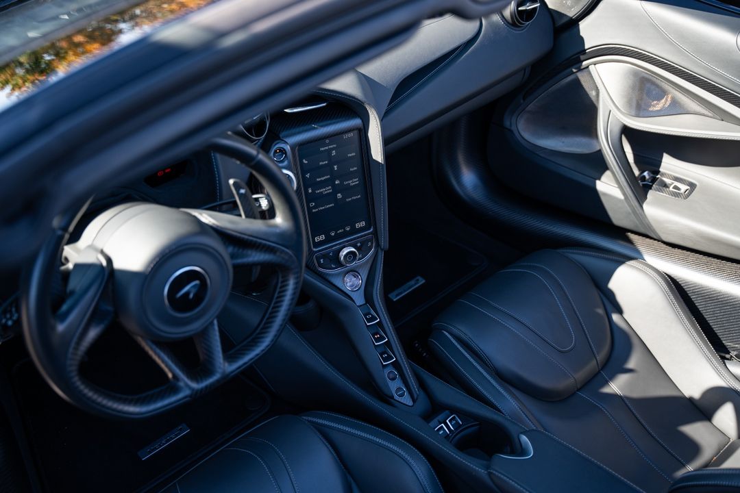 2022 McLaren 720S Spider