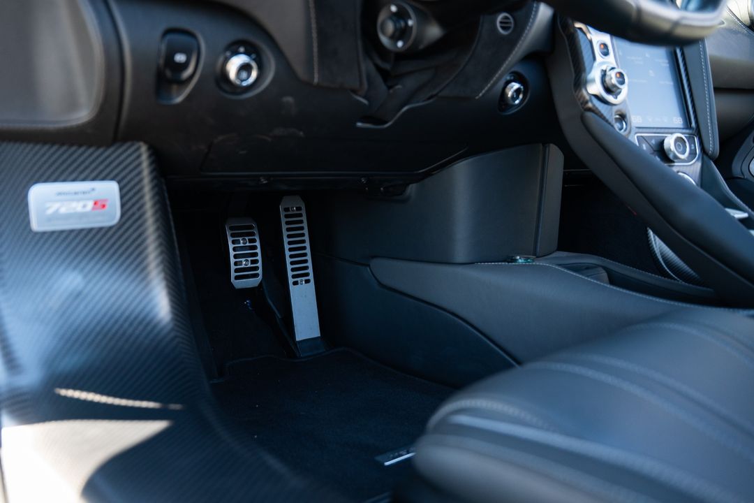 2022 McLaren 720S Spider