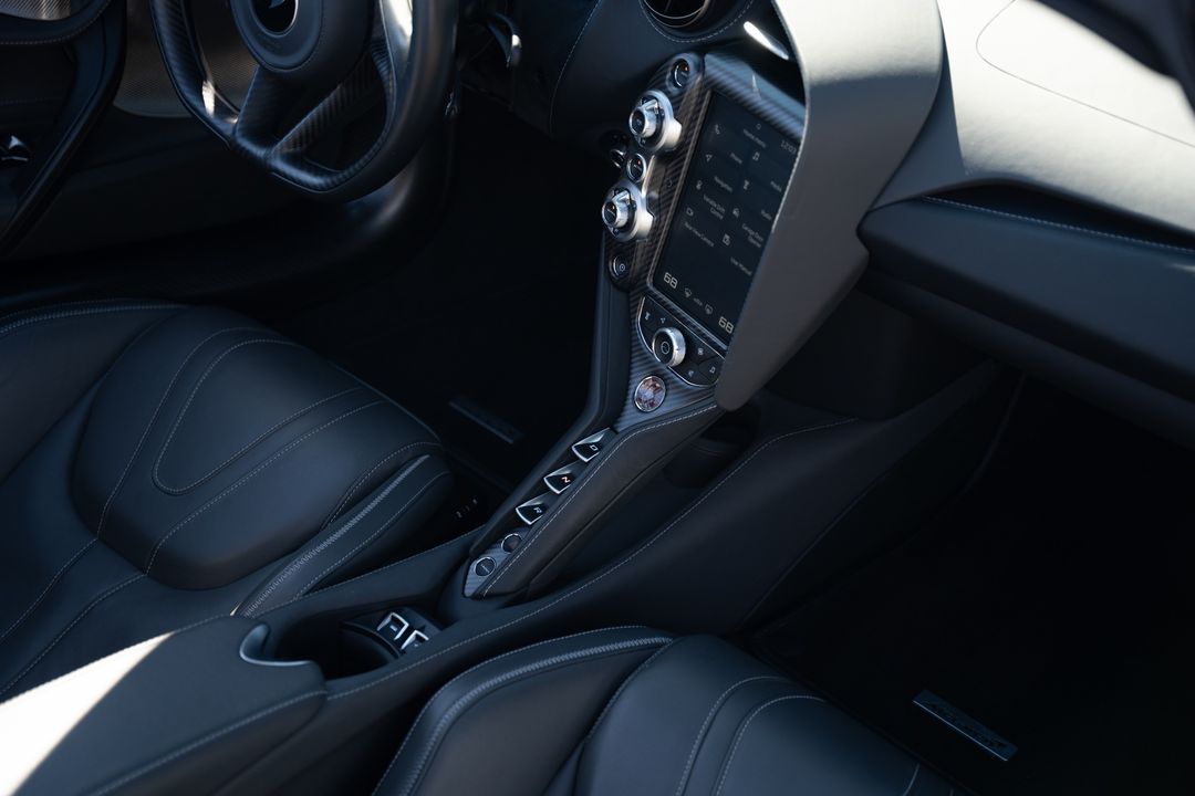 2022 McLaren 720S Spider