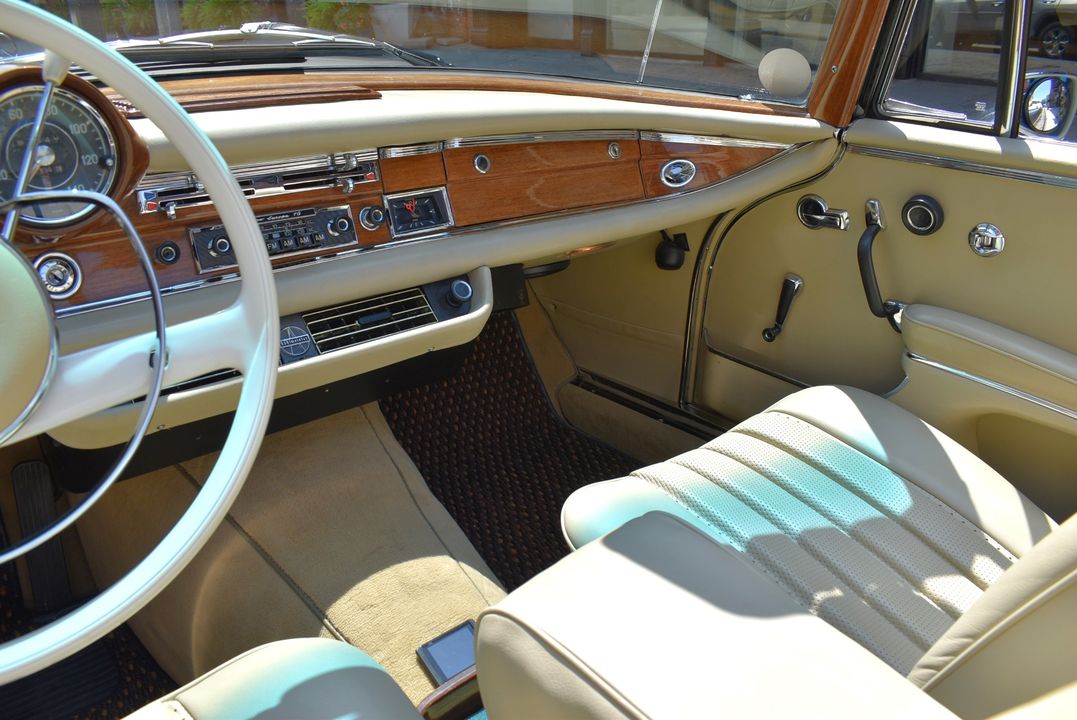 1966 Mercedes-Benz 300SE