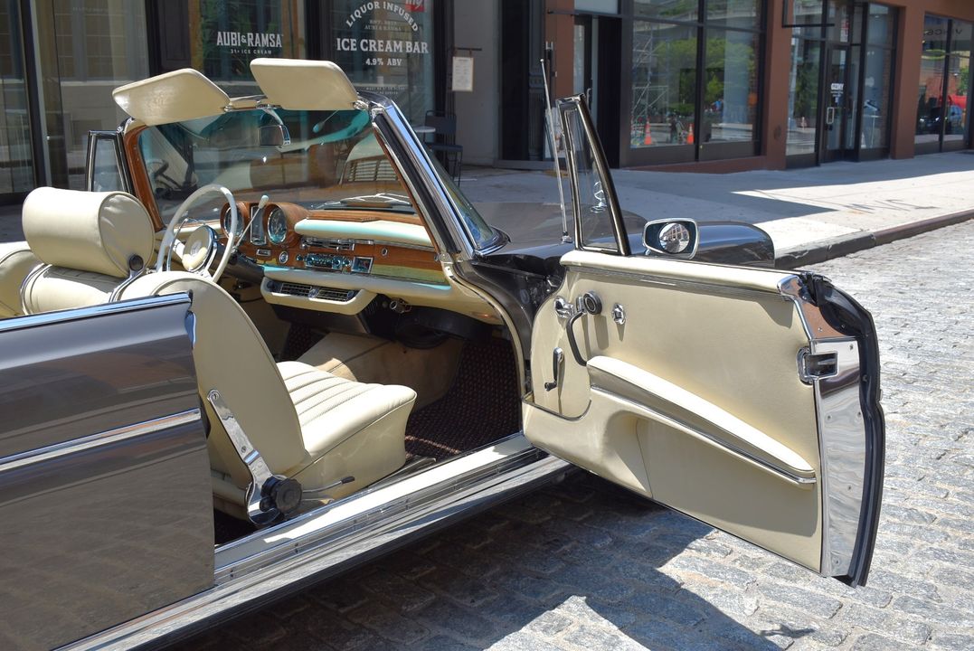 1966 Mercedes-Benz 300SE