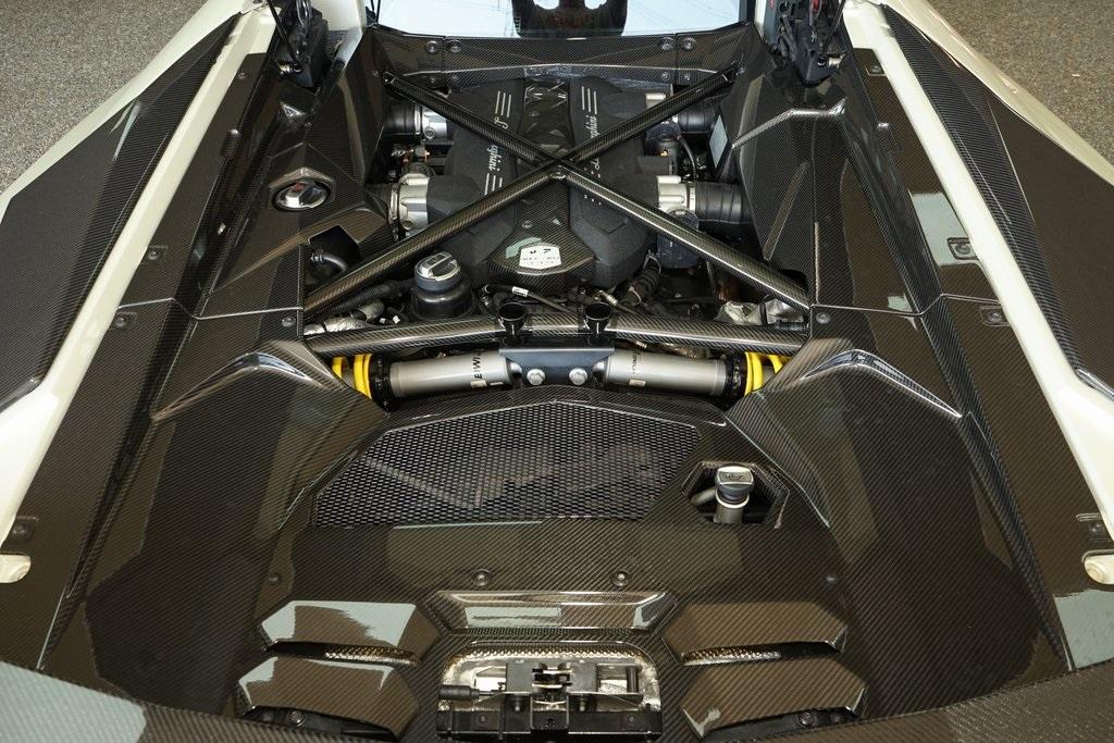 2017 Lamborghini Aventador