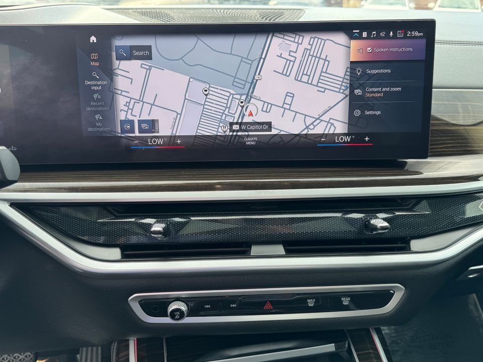 2023 BMW X7