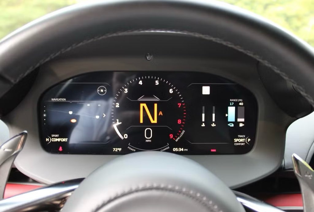 2023 McLaren Artura