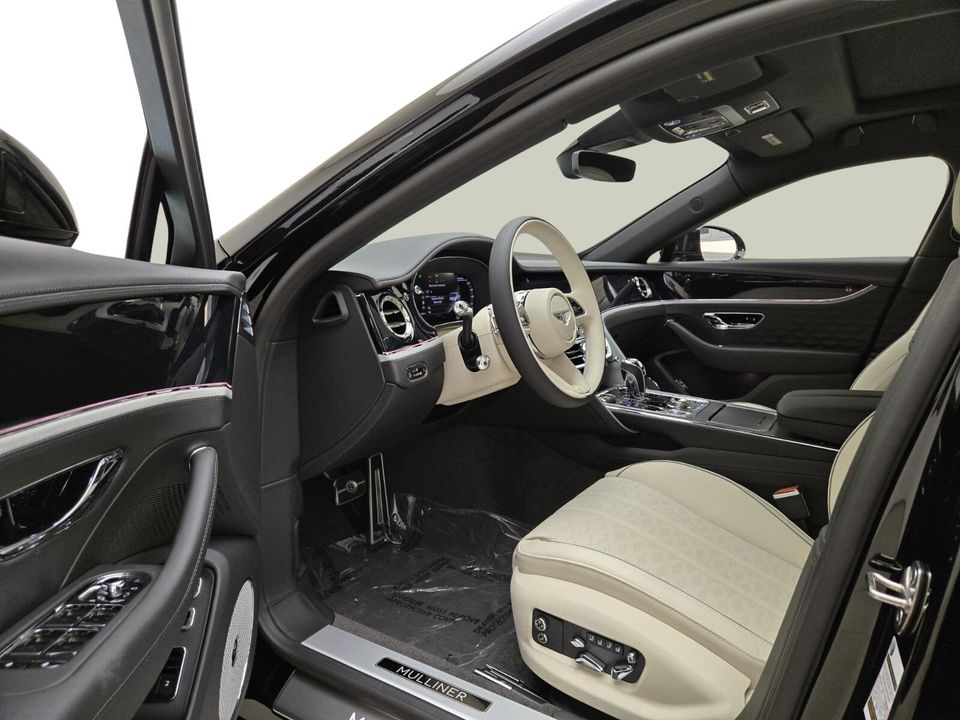 2025 Bentley Flying Spur