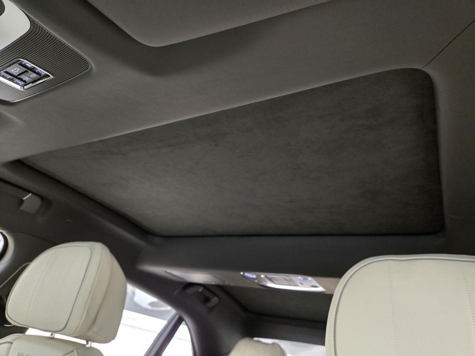 2025 Bentley Flying Spur