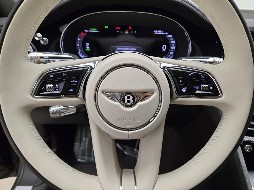 2025 Bentley Flying Spur