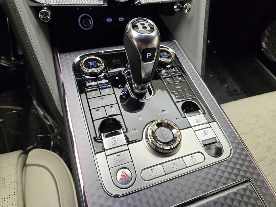 2025 Bentley Flying Spur