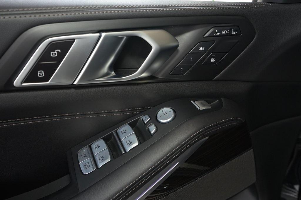2024 BMW X7