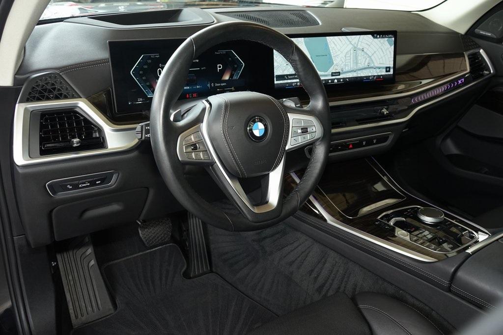 2024 BMW X7