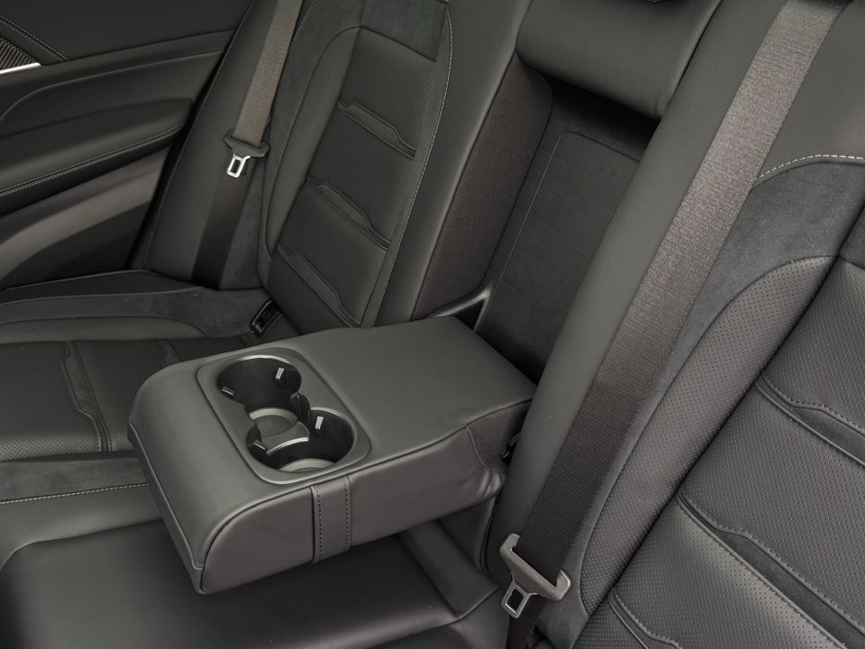 2025 Mercedes-Benz GLE 63 S