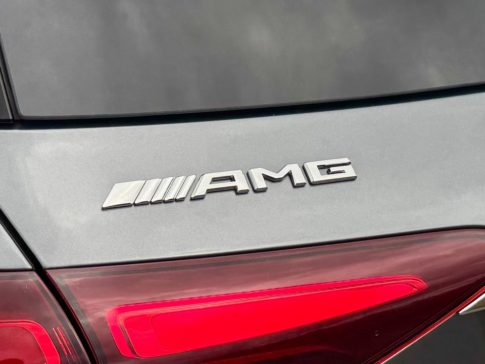 2025 Mercedes-Benz GLE 63 S