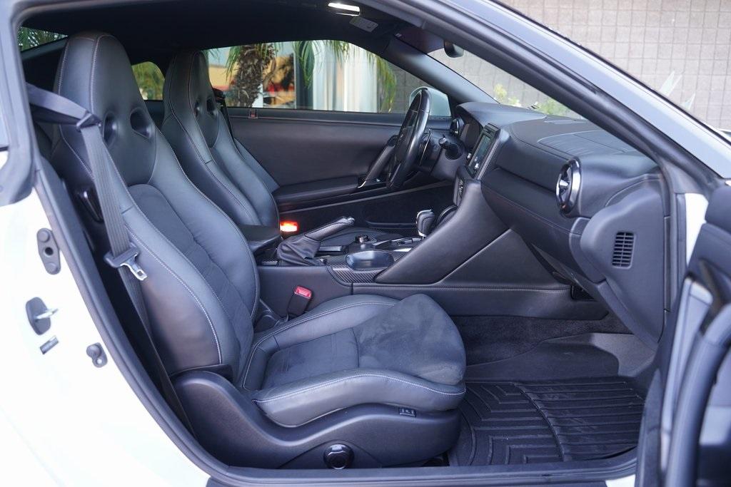 2021 Nissan GT-R