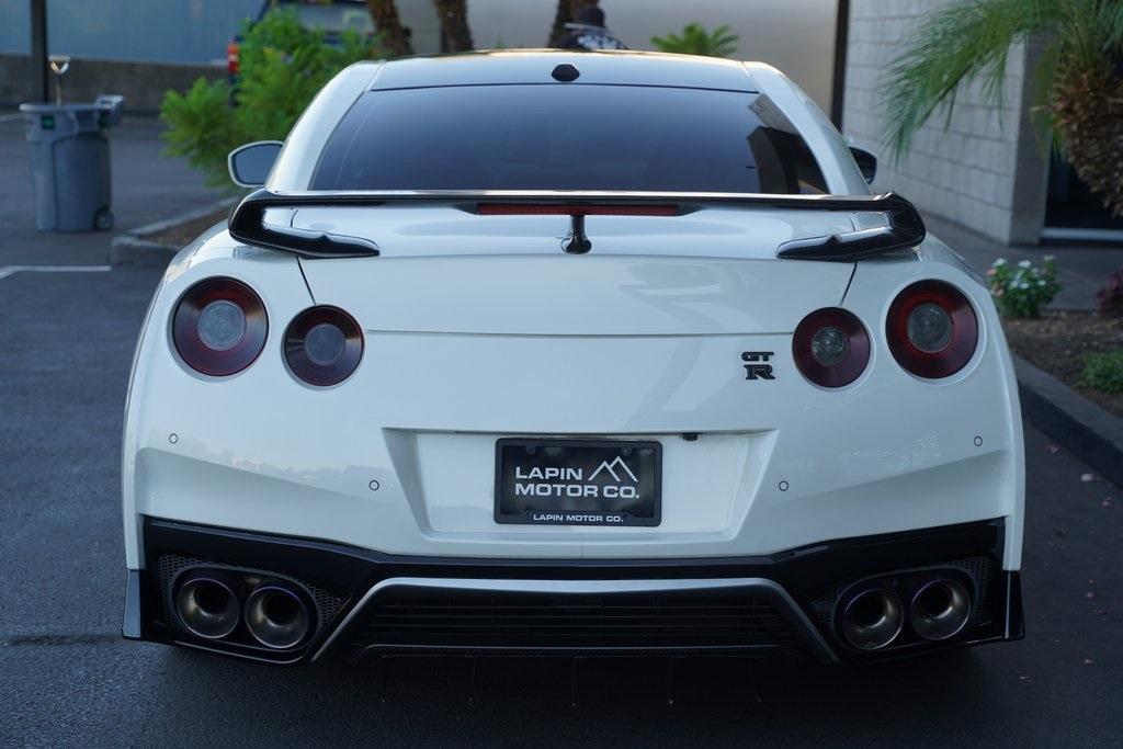 2021 Nissan GT-R