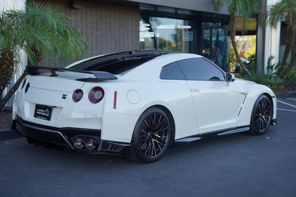 2021 Nissan GT-R