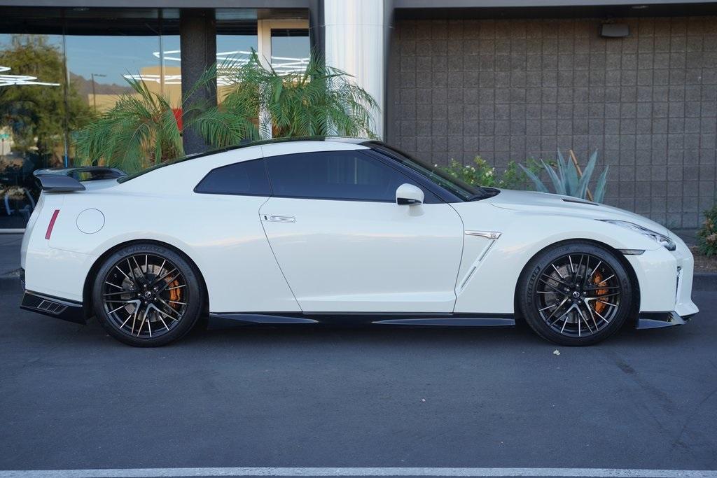2021 Nissan GT-R