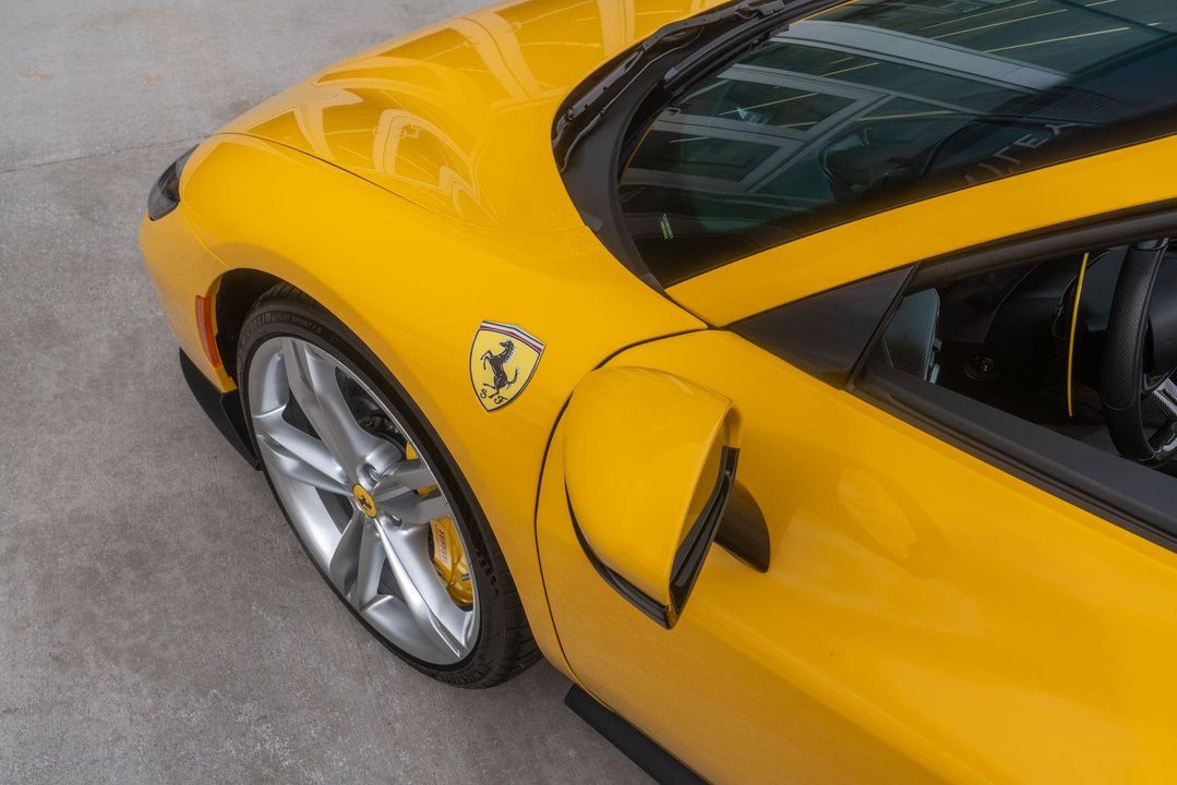 2024 Ferrari 296 GTS