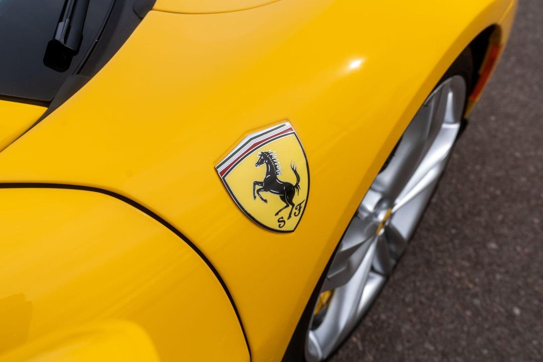 2024 Ferrari 296 GTS