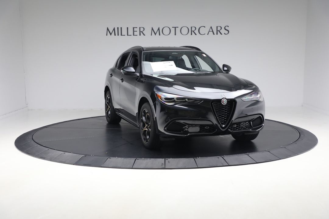 2025 Alfa Romeo Stelvio