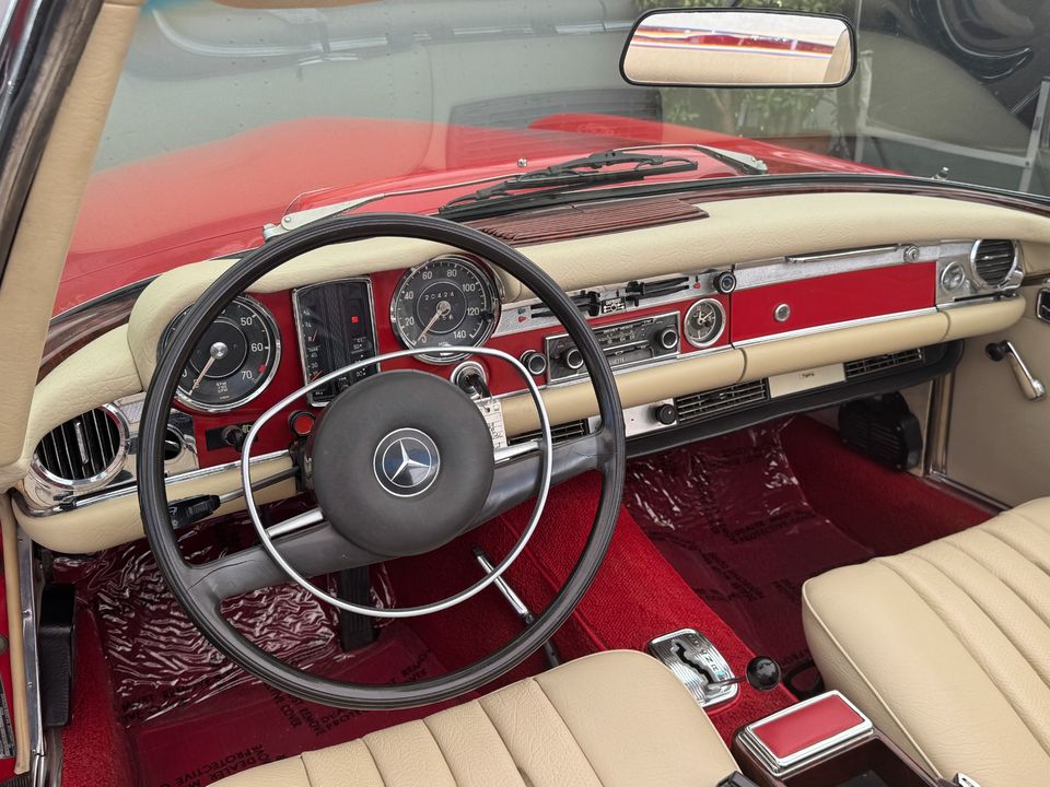 1969 MERCEDES-BENZ 280SL