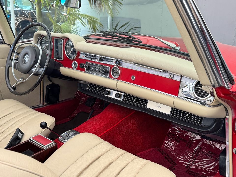 1969 MERCEDES-BENZ 280SL