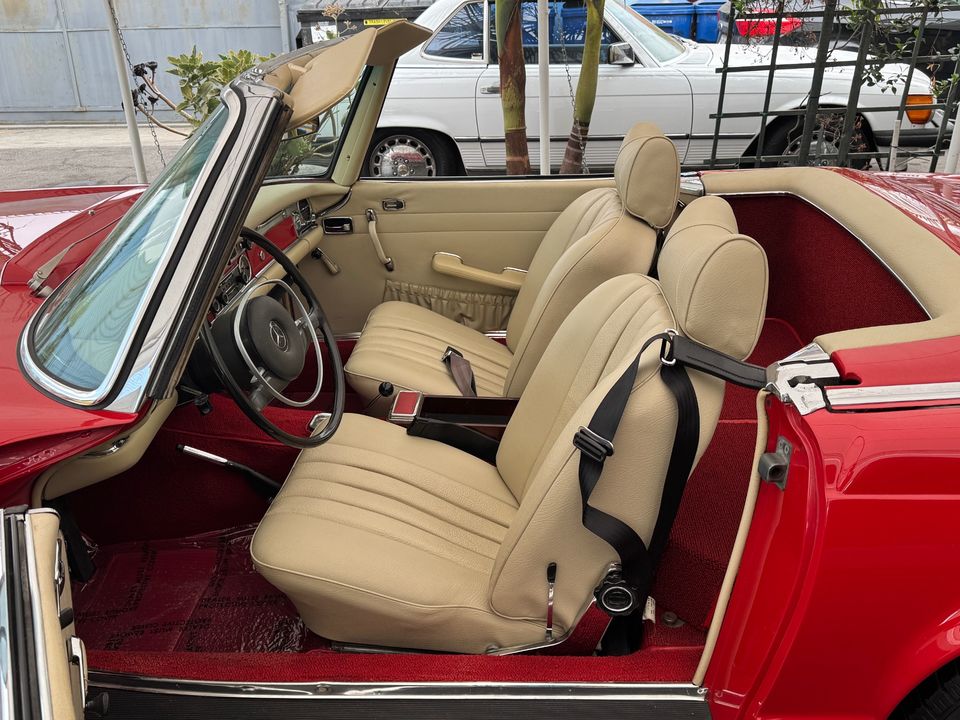 1969 MERCEDES-BENZ 280SL