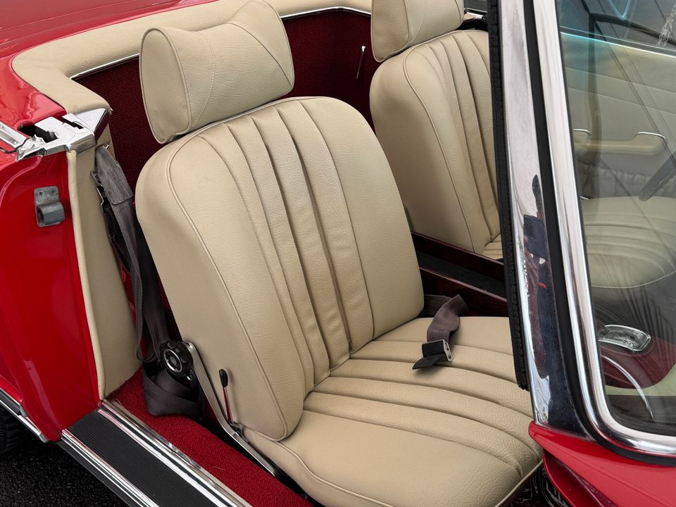 1969 MERCEDES-BENZ 280SL
