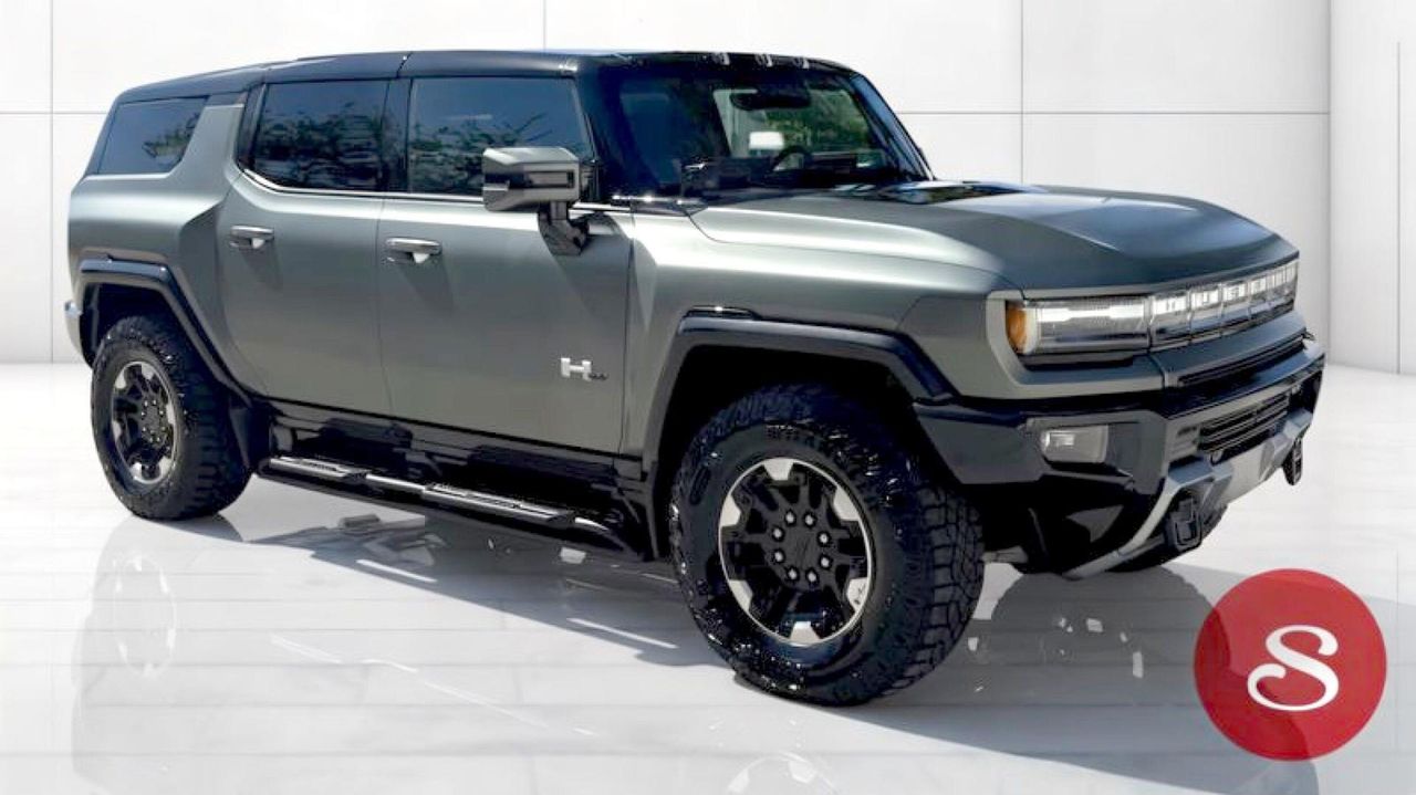 2024 GMC HUMMER SUV